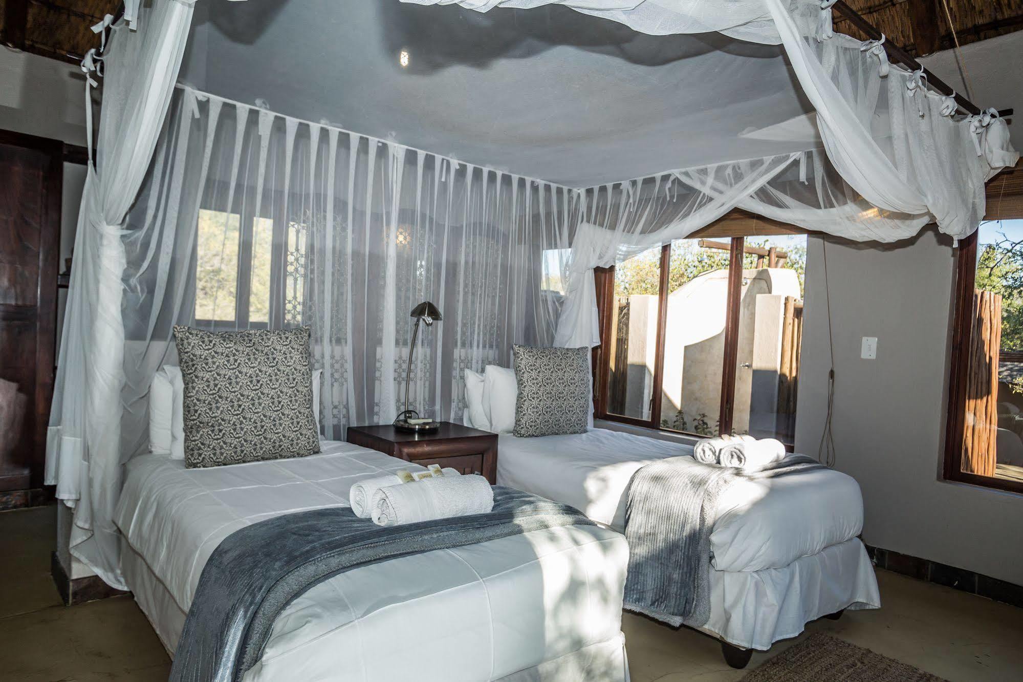 Hoedspruit Raptors Lodge N16 Buitenkant foto