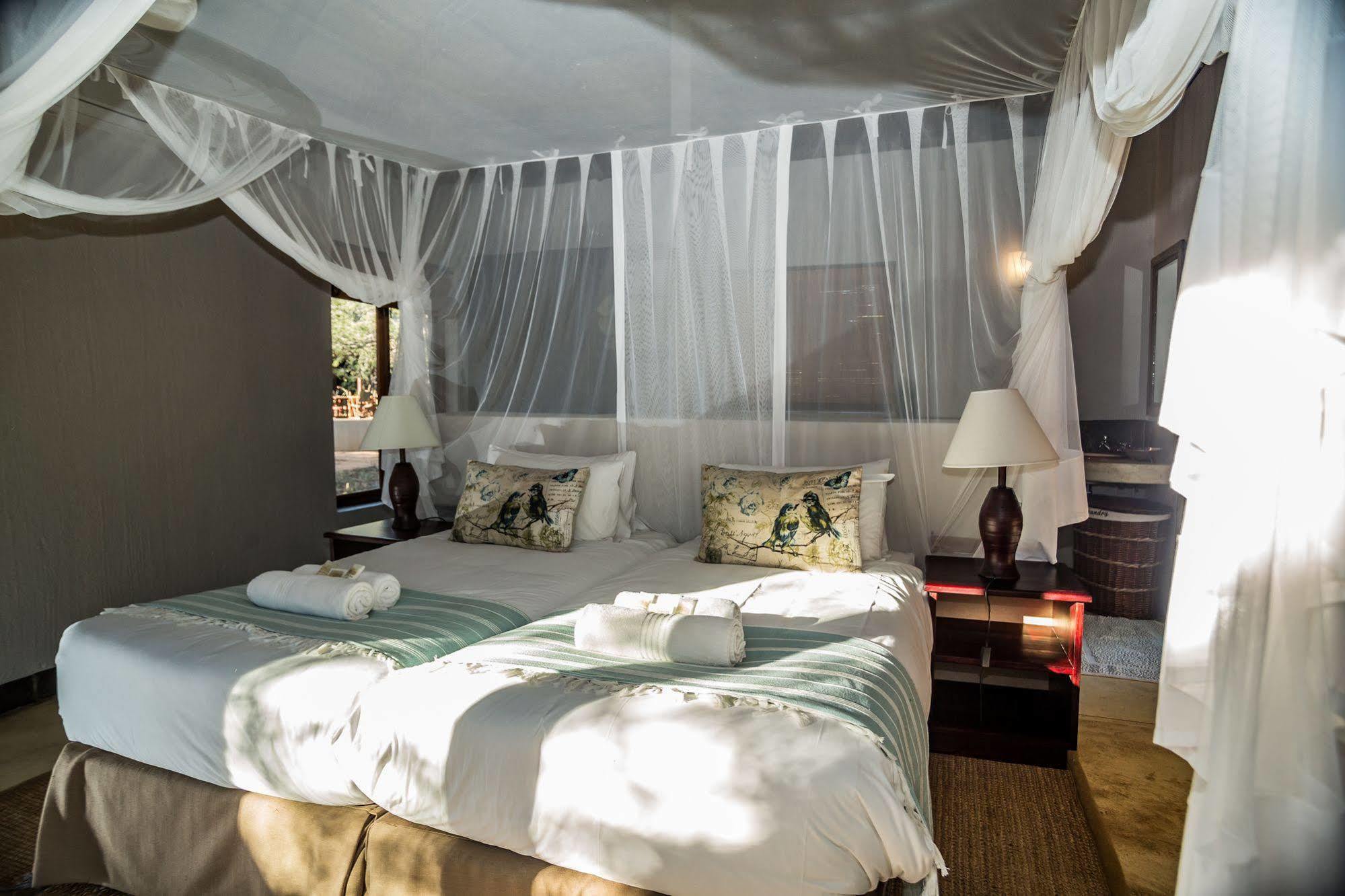 Hoedspruit Raptors Lodge N16 Buitenkant foto